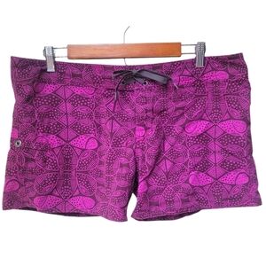 Patagonia Wavefarer Board Shorts Cereus Flower Purple Size 14